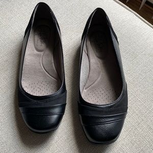 Lifestride black loafers size 8W
